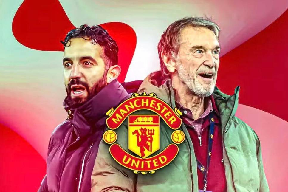 曼联内鬼再现？更衣室不满343战术B费不想踢后腰，内幕外泄拉爵大怒亲会阿莫林